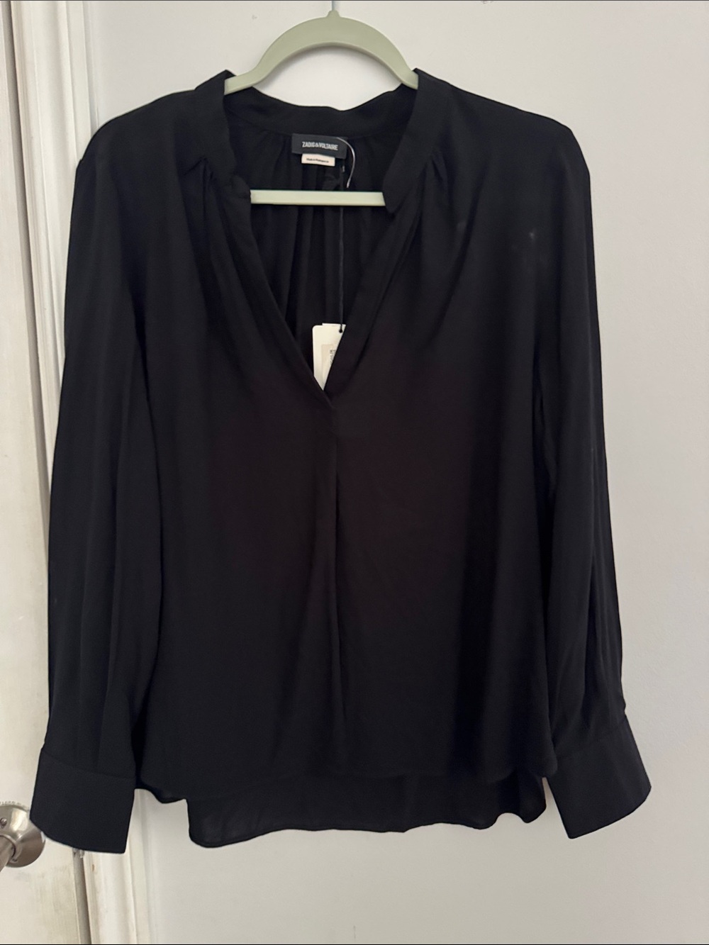 Zadig & Voltaire Black V-Neck Long-Sleeve Blouse size m - Picture 2 of 6